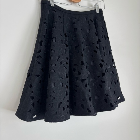 Jill Stuart Black Wool Floral Cut Out A-Line Skirt 0 - Picture 2 of 8